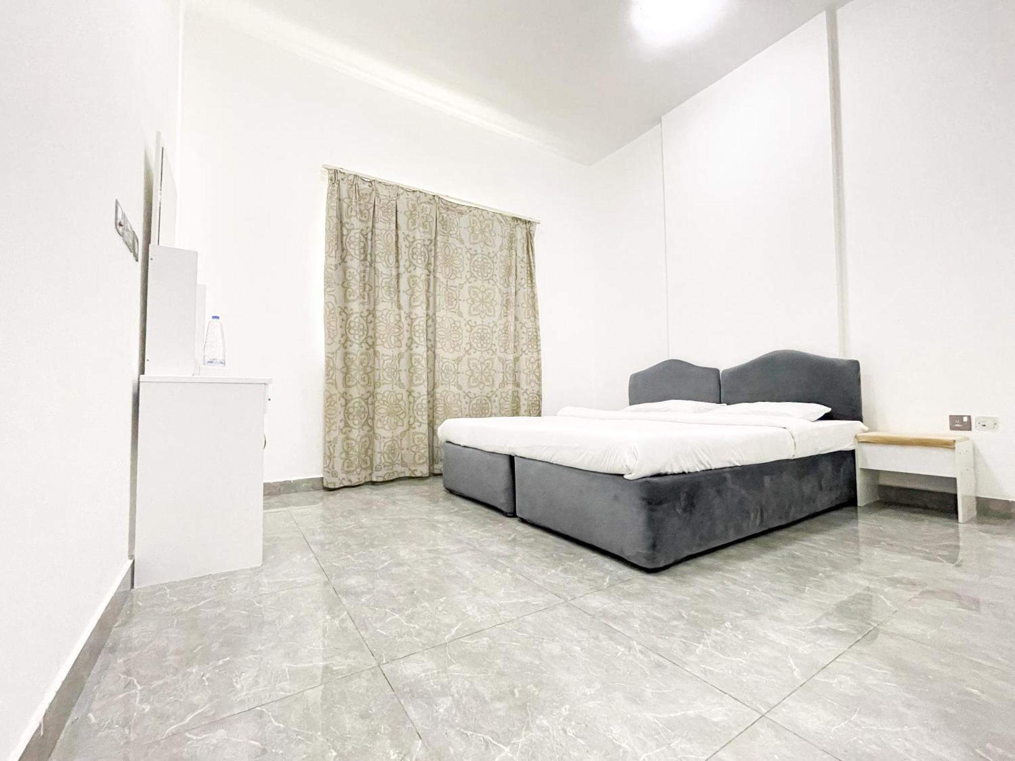 Warsan Star Residence - Home Stay ดูไบ ภายนอก รูปภาพ