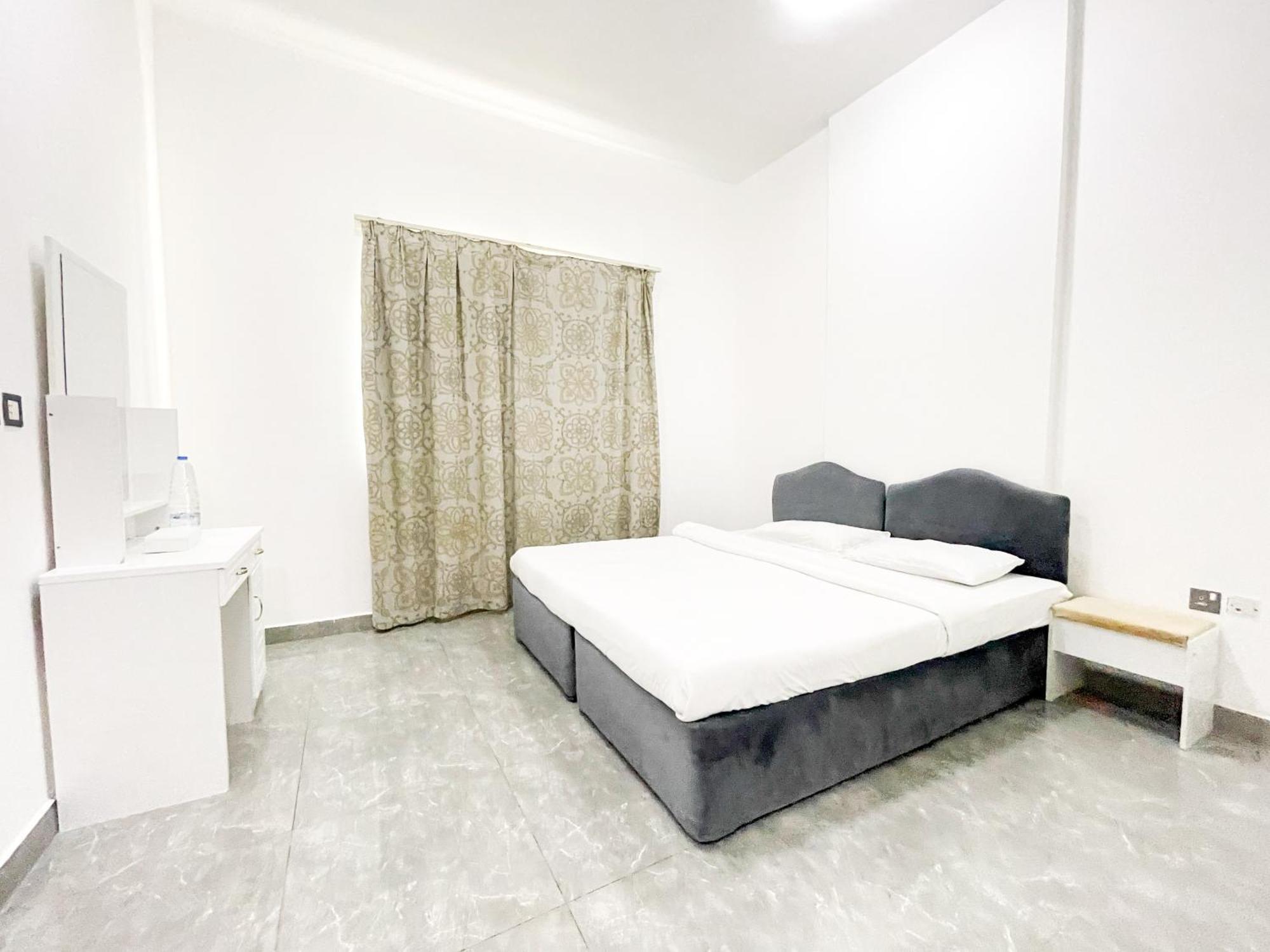 Warsan Star Residence - Home Stay ดูไบ ภายนอก รูปภาพ